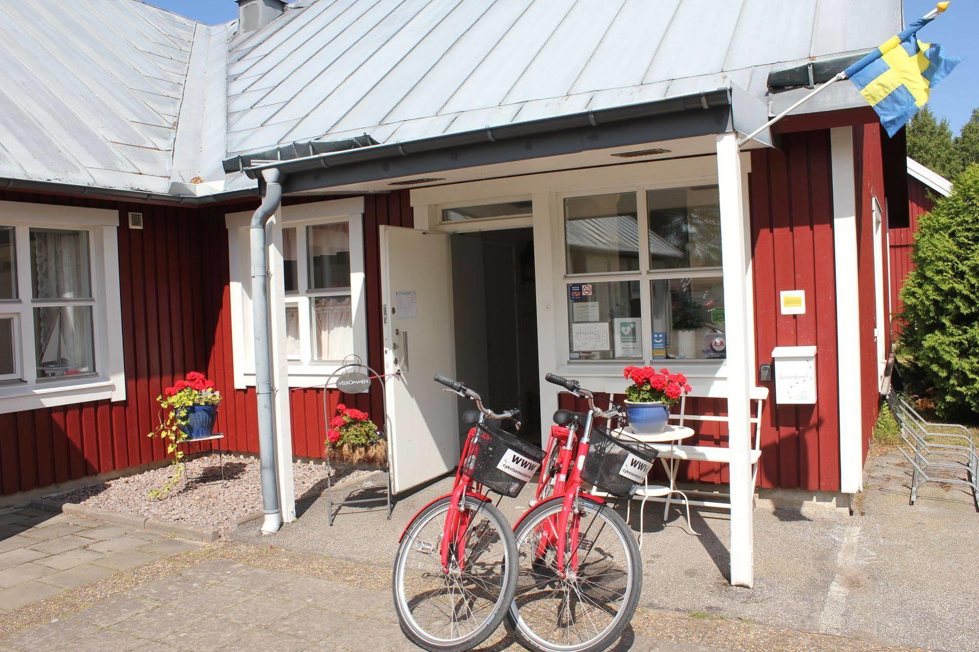 Perssons I Backens Pensionat- Sjoetorps Vandrarhem & Rum Exterior foto