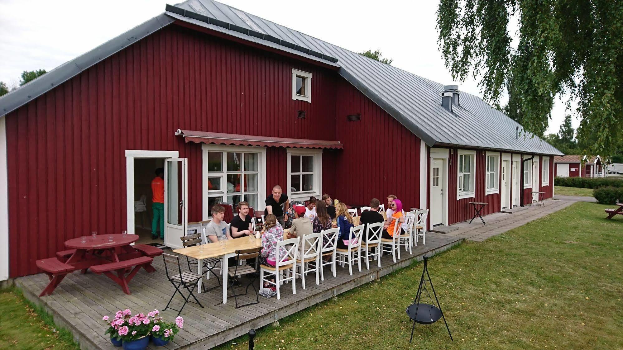 Perssons I Backens Pensionat- Sjoetorps Vandrarhem & Rum Exterior foto